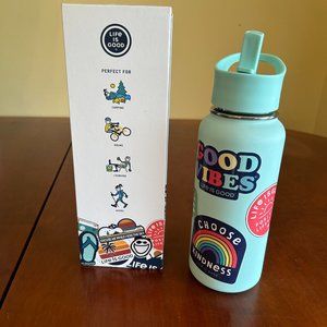 Life Is Good 32 oz Water Bottle